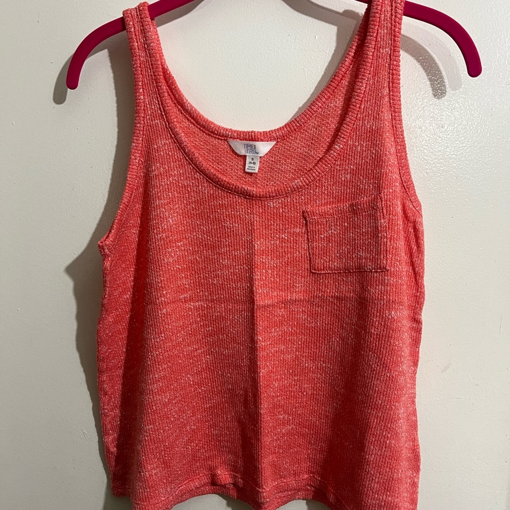 Coral tank top